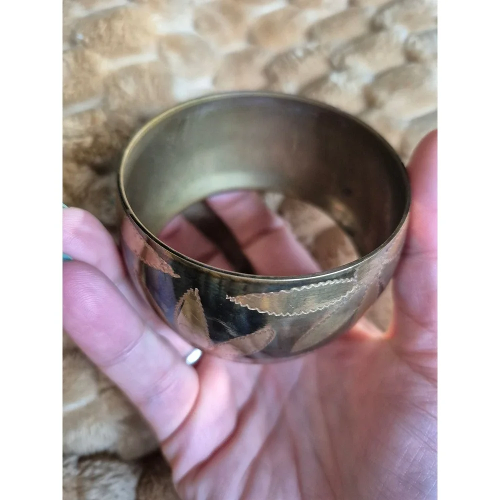 Vintage Brass Bangle Bracelet Wide Etched Leaf Floral Boho Statement Jewelry